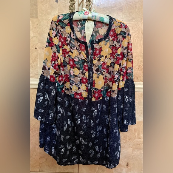 Suzanne Betro Tops - Suzanne Betro Tunic Boho Top Size XL
